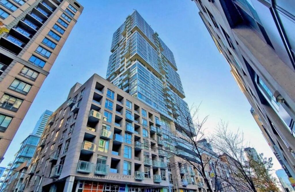 For Sale: 199 Richmond Street W 1004, Toronto C01, ON M5V 0H4, Toronto C01, ON - Property Photo