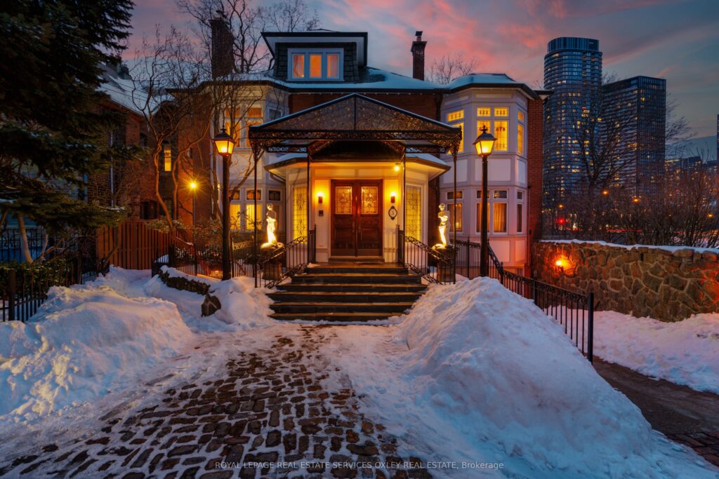 For Sale: 5 Castle Frank Crescent, Toronto C09, ON M4W 3A2, Toronto C09, ON - Property Photo