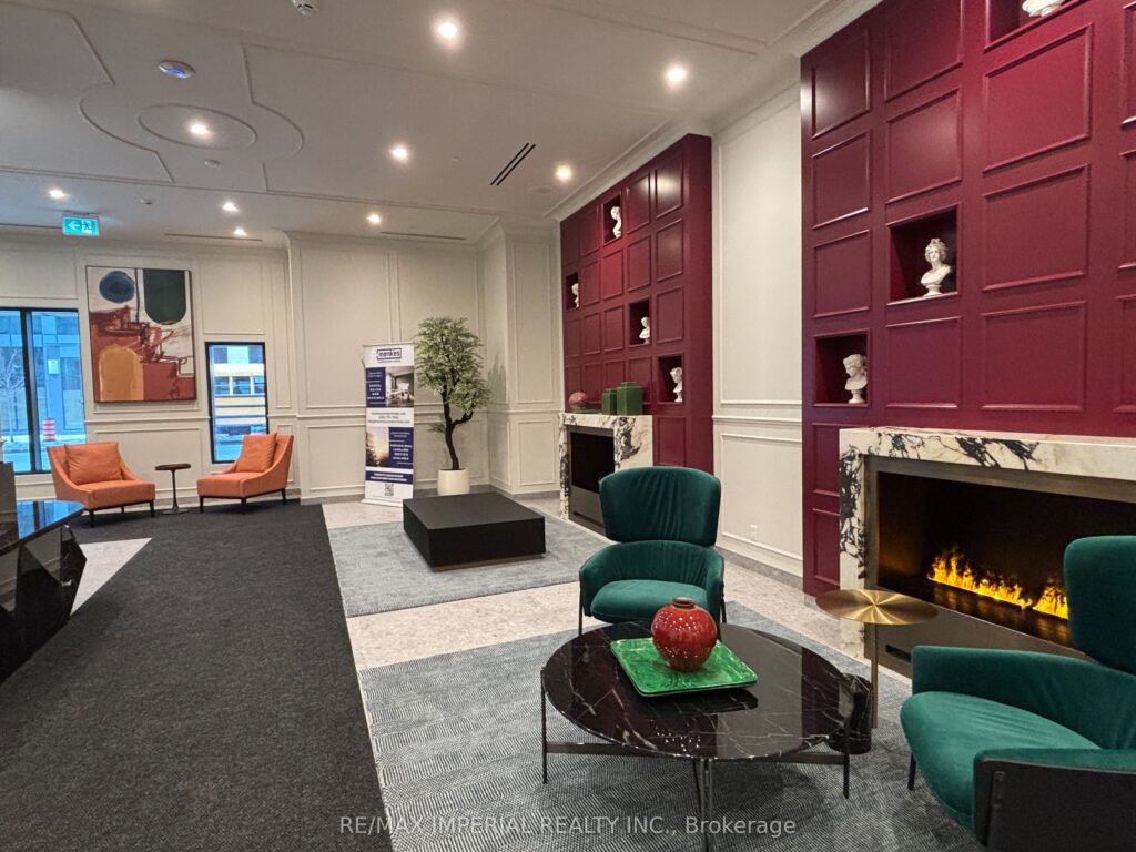 For Lease: 180 Front Street E 1815, Toronto C08, ON M5A 0A9, Toronto C08, ON - Property Photo