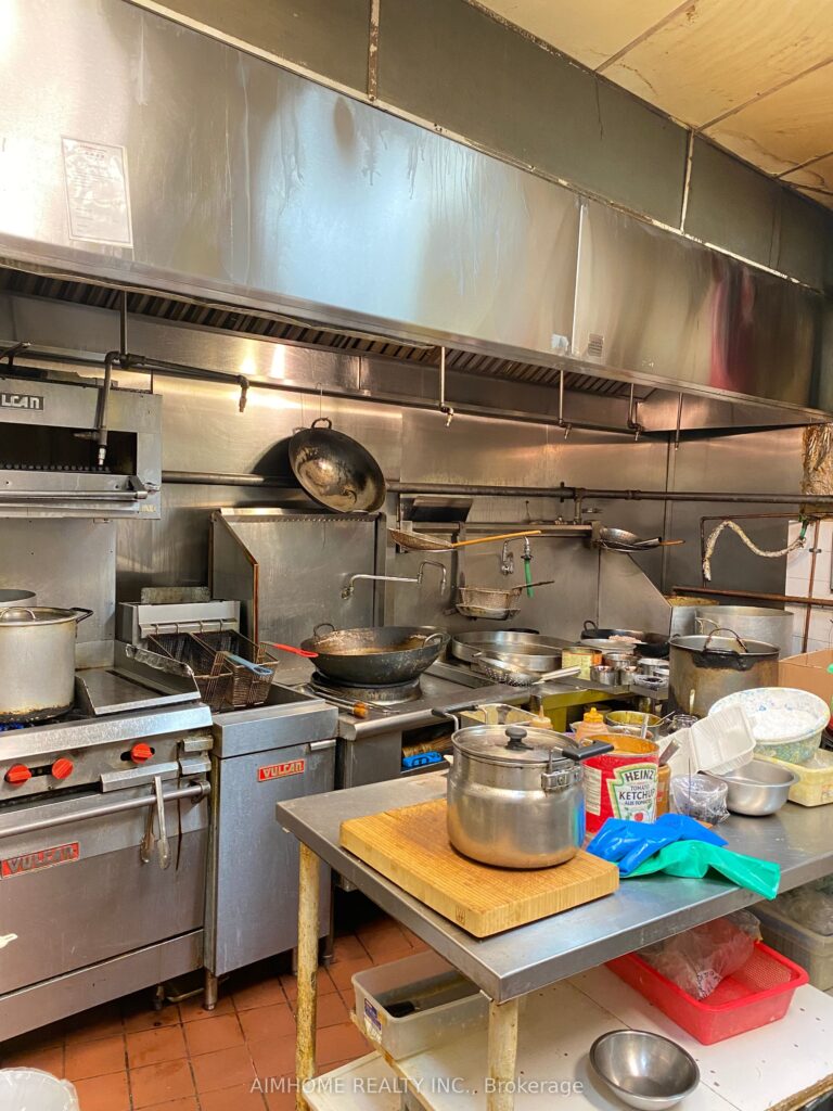 For Sale: 8 Glen Watford Drive F10-F11, Toronto E07, ON M1S 2B9, Toronto E07, ON - Property Photo