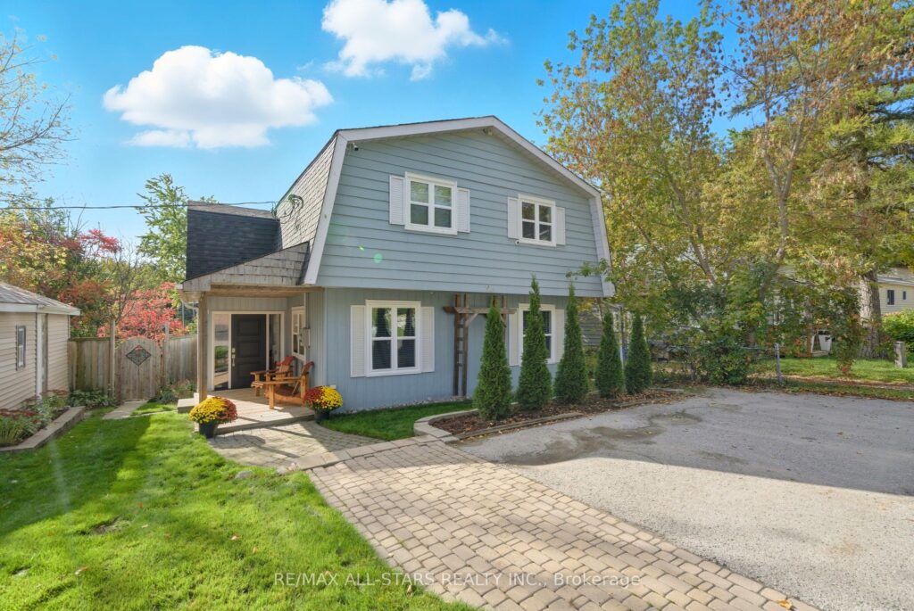 For Sale: 1 Valley Road, Whitchurch-Stouffville, ON L4A 2X7, Whitchurch-Stouffville, ON - Property Photo