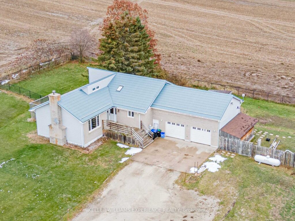 For Sale: 2717 3/4 Side Road Sunnidale N/A, Clearview, ON L0M 1N0, Clearview, ON - Property Photo