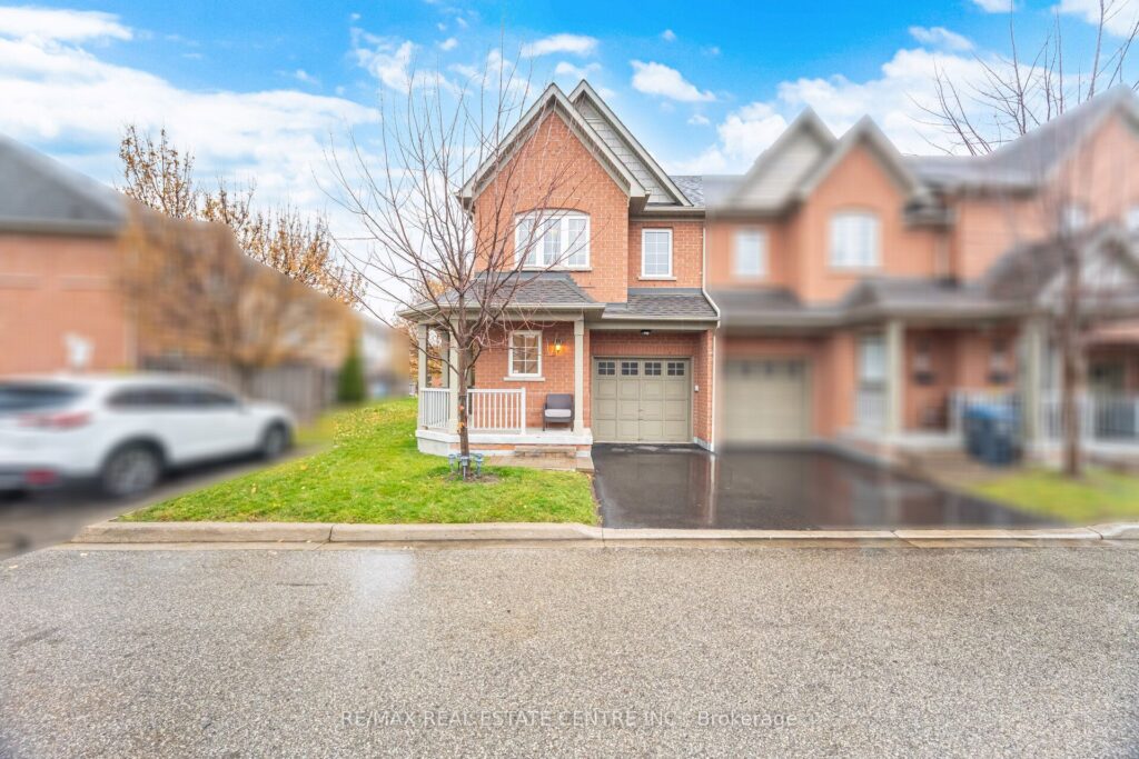 For Sale: 3150 Erin Centre Boulevard 112, Mississauga, ON L5M 7Z3, Mississauga, ON - Property Photo