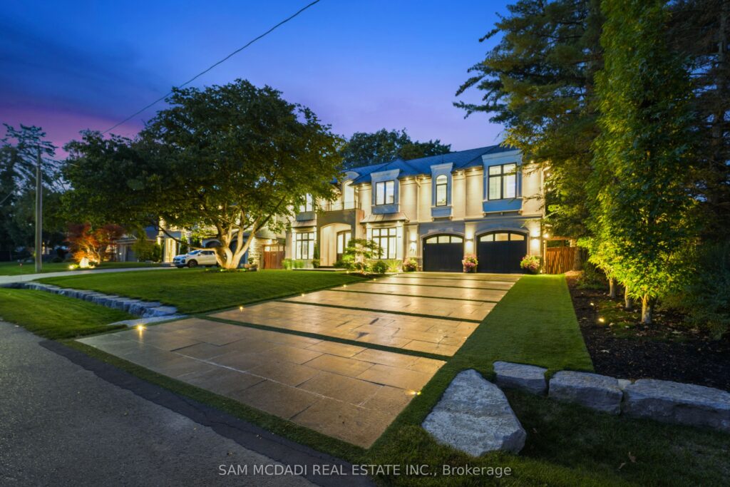 For Sale: 371 Willis Drive, Oakville, ON L6L 4T9, Oakville, ON - Property Photo