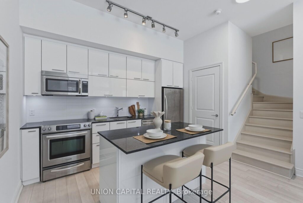 For Lease: 80 Marine Parade Drive WL04, Toronto W06, ON M8V 0A3, Toronto W06, ON - Property Photo