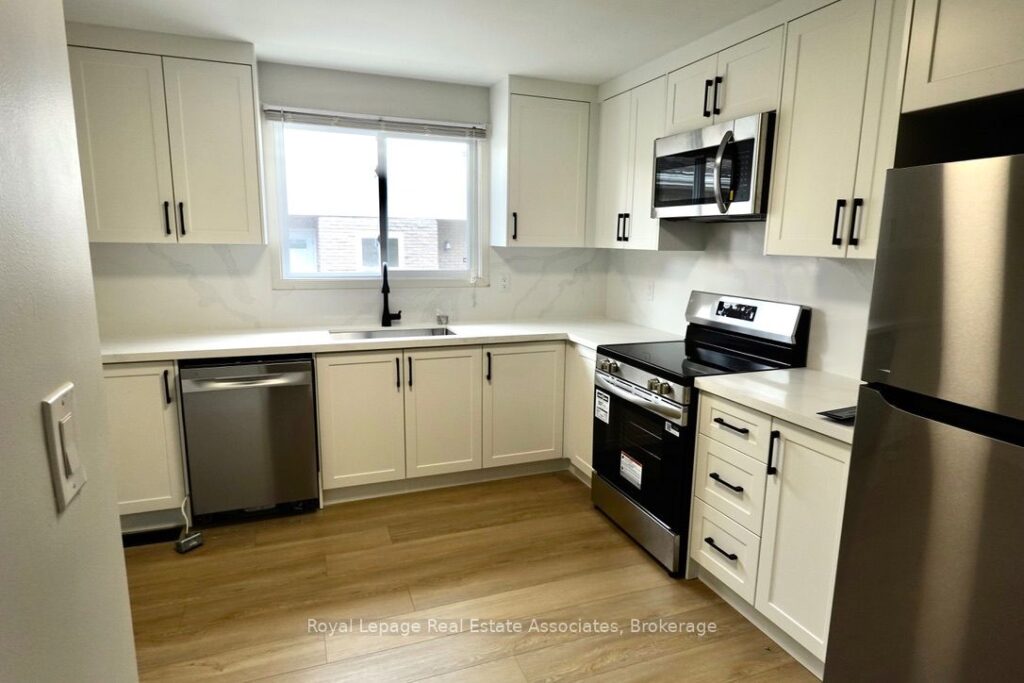 For Lease: 246 Marlborough Street Unit 2, Brantford, ON N3S 4T3, Brantford, ON - Property Photo