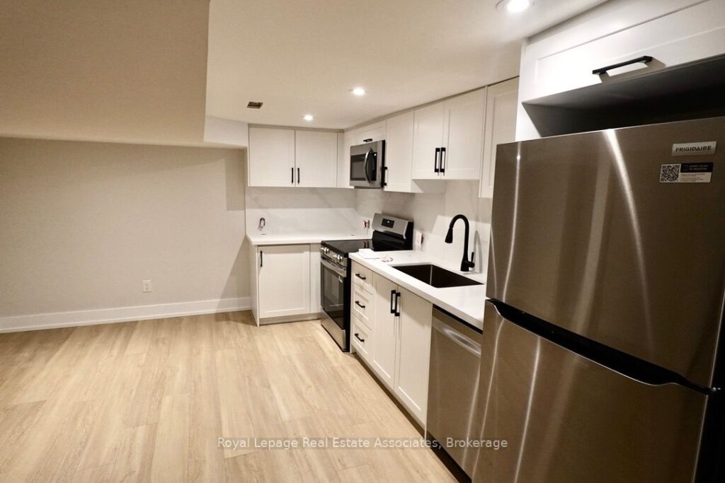 For Lease: 246 Marlborough Street Unit 5, Brantford, ON N3S 4T3, Brantford, ON - Property Photo