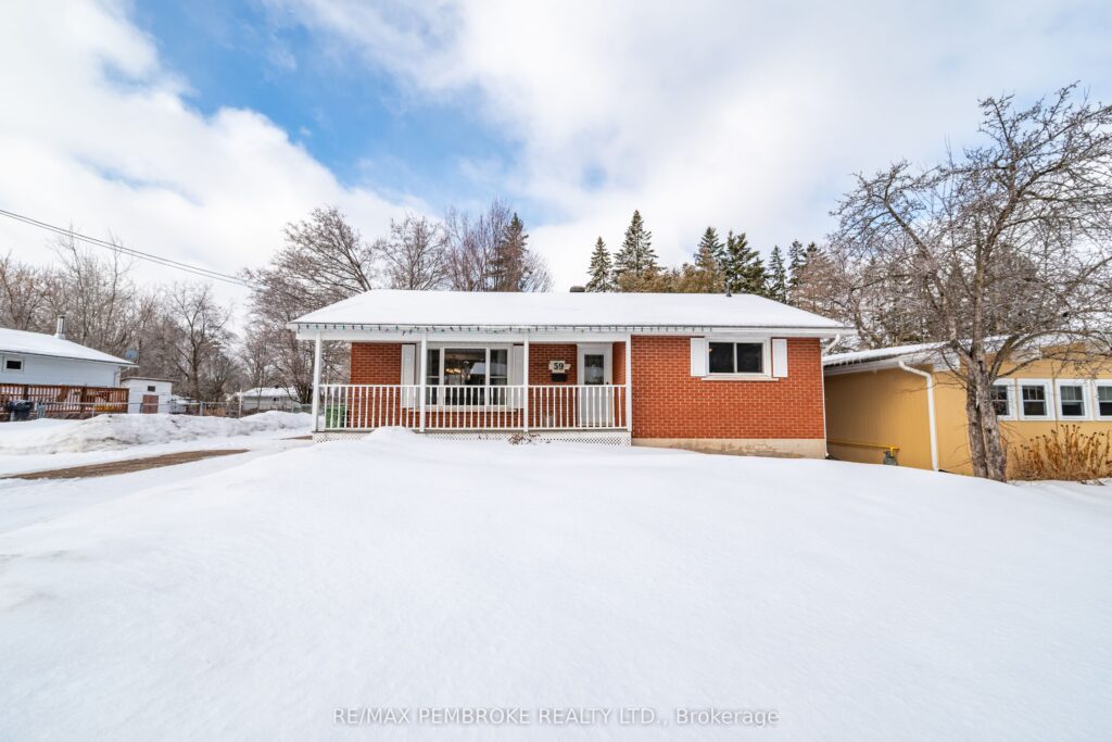 For Sale: 59 Mary Street, Petawawa, ON K8H 1S2, Petawawa, ON - Property Photo