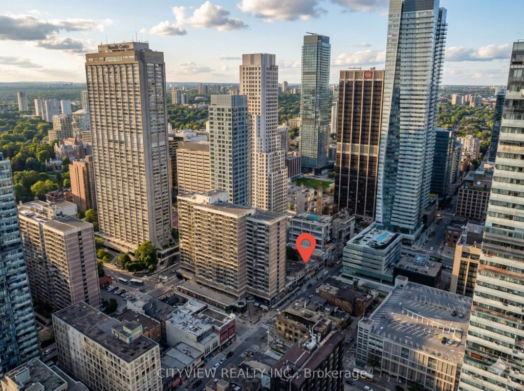 For Lease: 756 Yonge Street, Toronto C01, ON M4Y 2B6, Toronto C01, ON - Property Photo