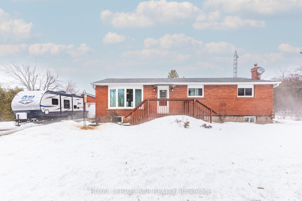 For Sale: 2872 Sunset Drive, Ramara, ON L0K 1B0, Ramara, ON - Property Photo