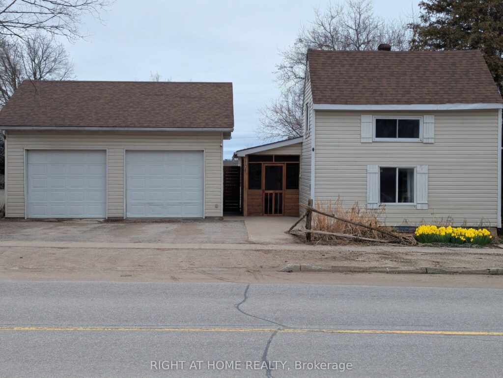 For Sale: 104 Richard Street, Tay, ON L0K 2A0, Tay, ON - Property Photo