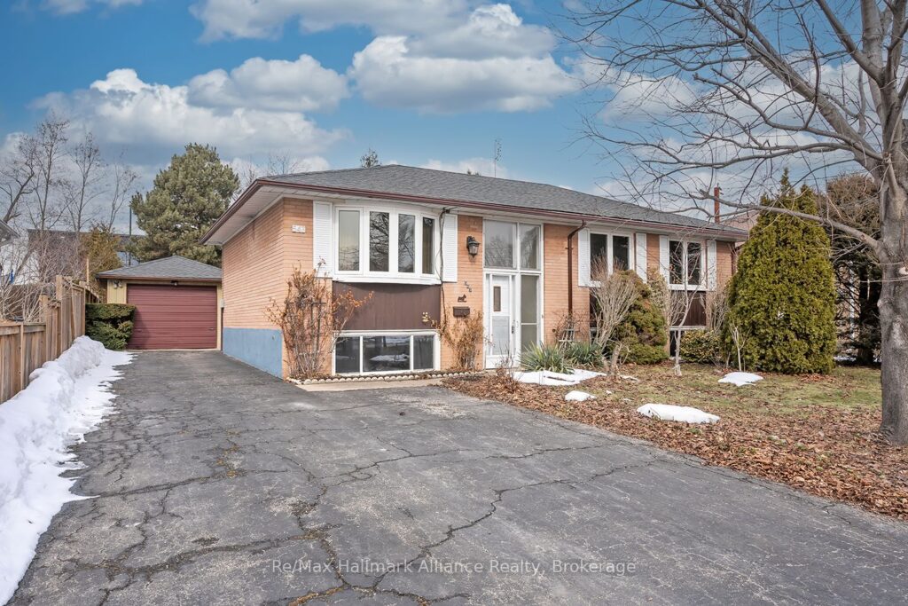 For Sale: 543 Pinegrove Road, Oakville, ON L6K 2C2, Oakville, ON - Property Photo