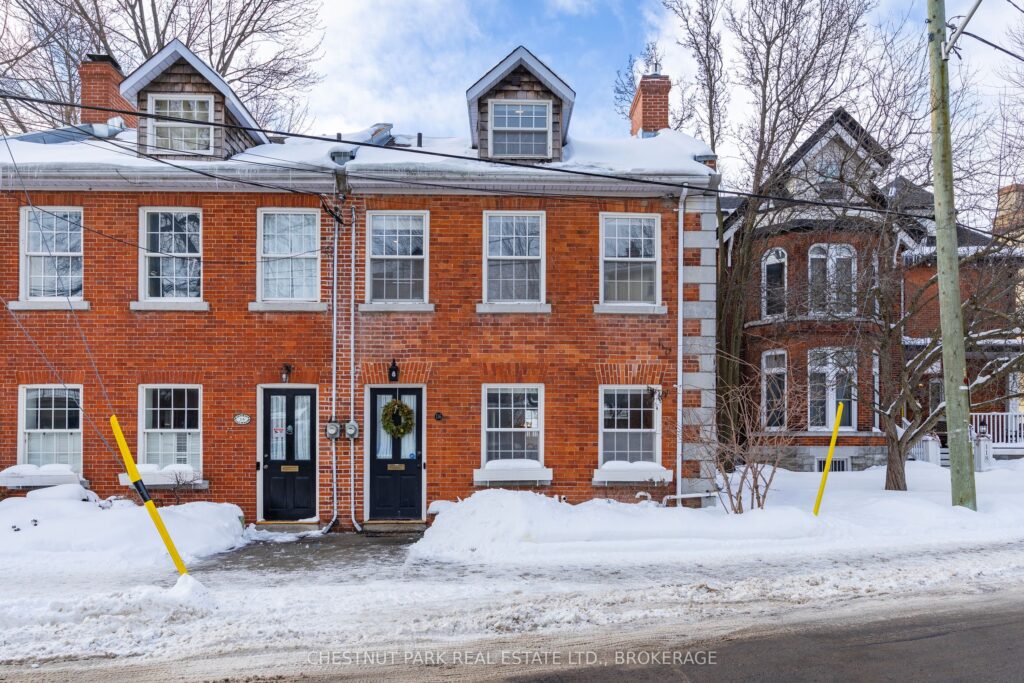 For Sale: 116 William Street, Kingston, ON K7L 2C8, Kingston, ON - Property Photo