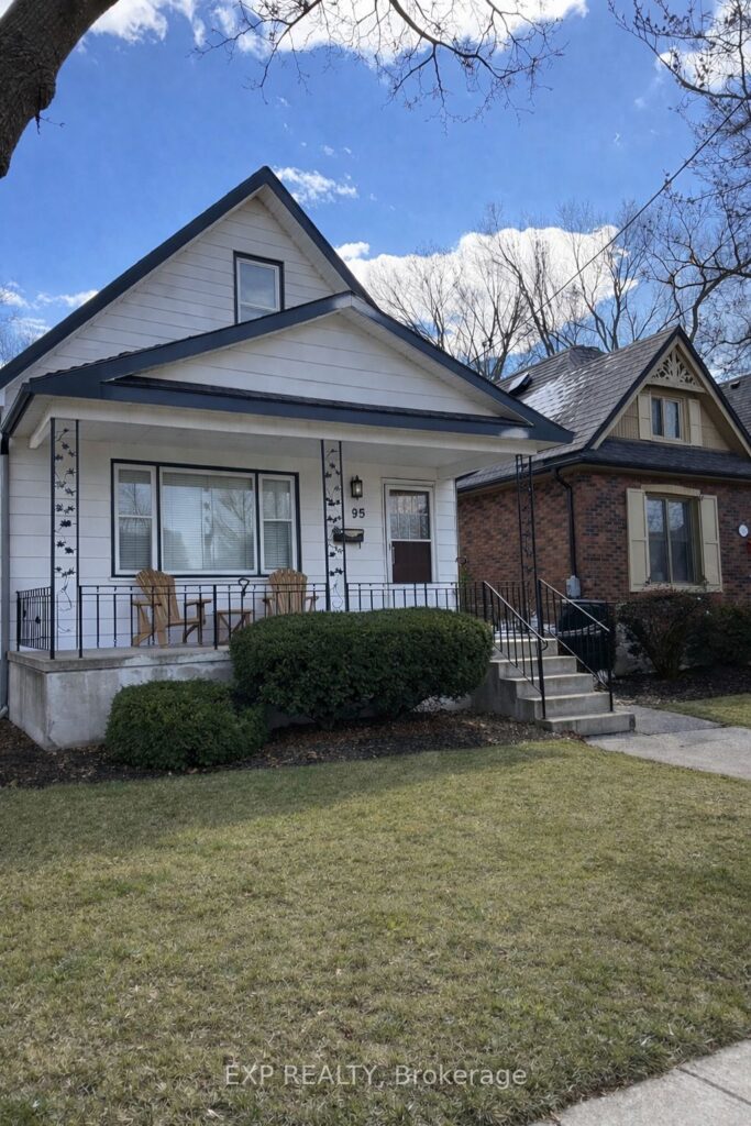 For Sale: 95 Langarth Street E, London South, ON N6C 1Z3, London South, ON - Property Photo