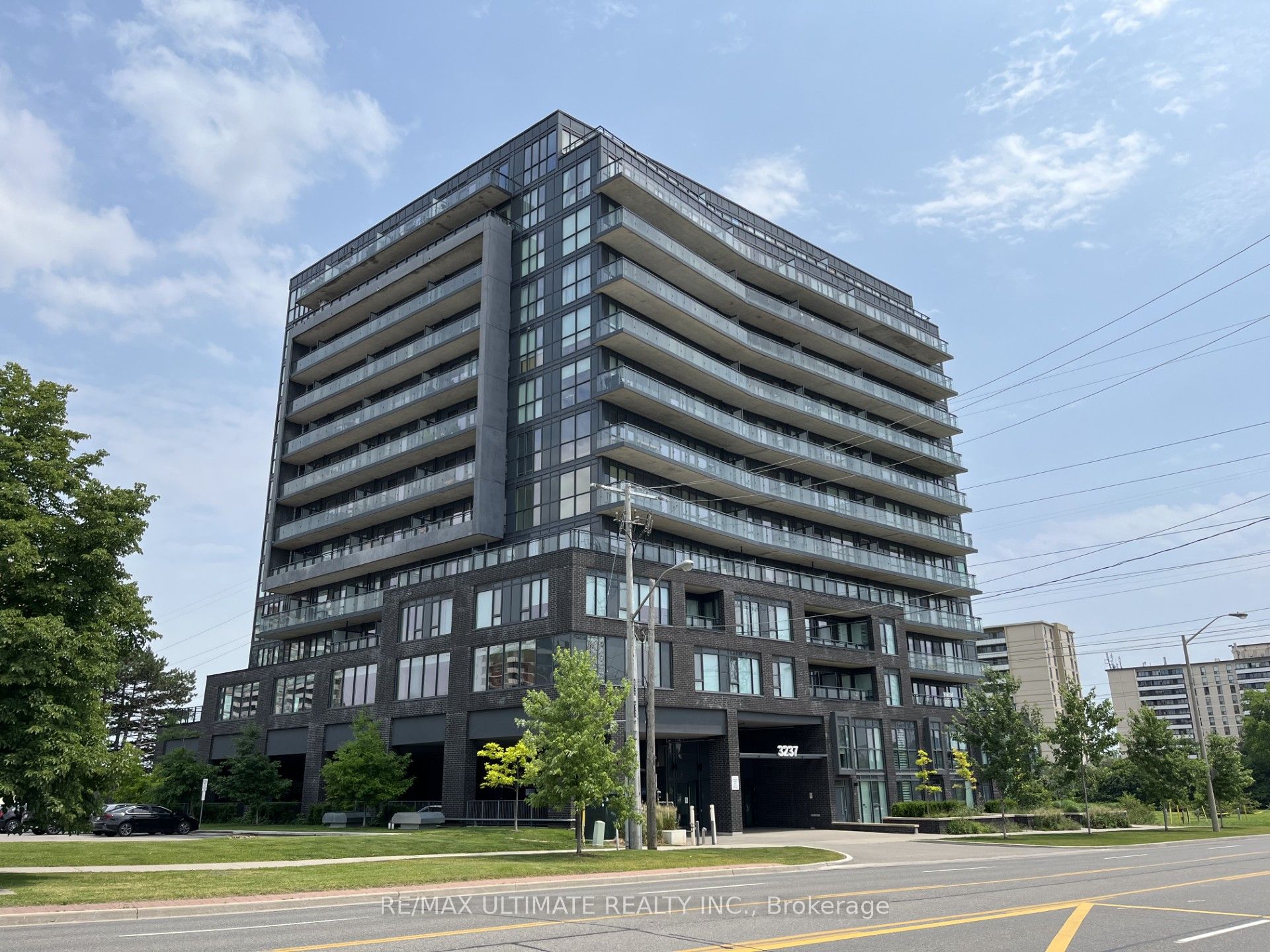 For Lease: 3237 Bayview Avenue 1211, Toronto, ON M2K 0G1, Toronto C15, ON